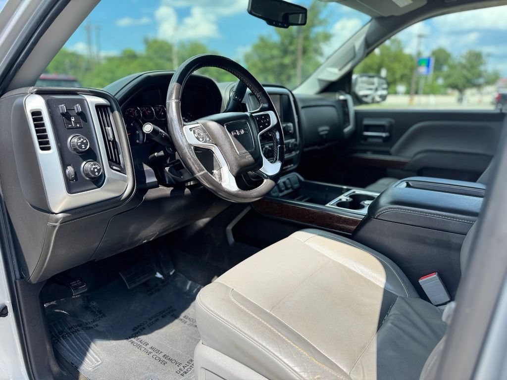 Used 2015 GMC Sierra 1500 SLT w/ SLT Preferred Package AWD/4WD image 14