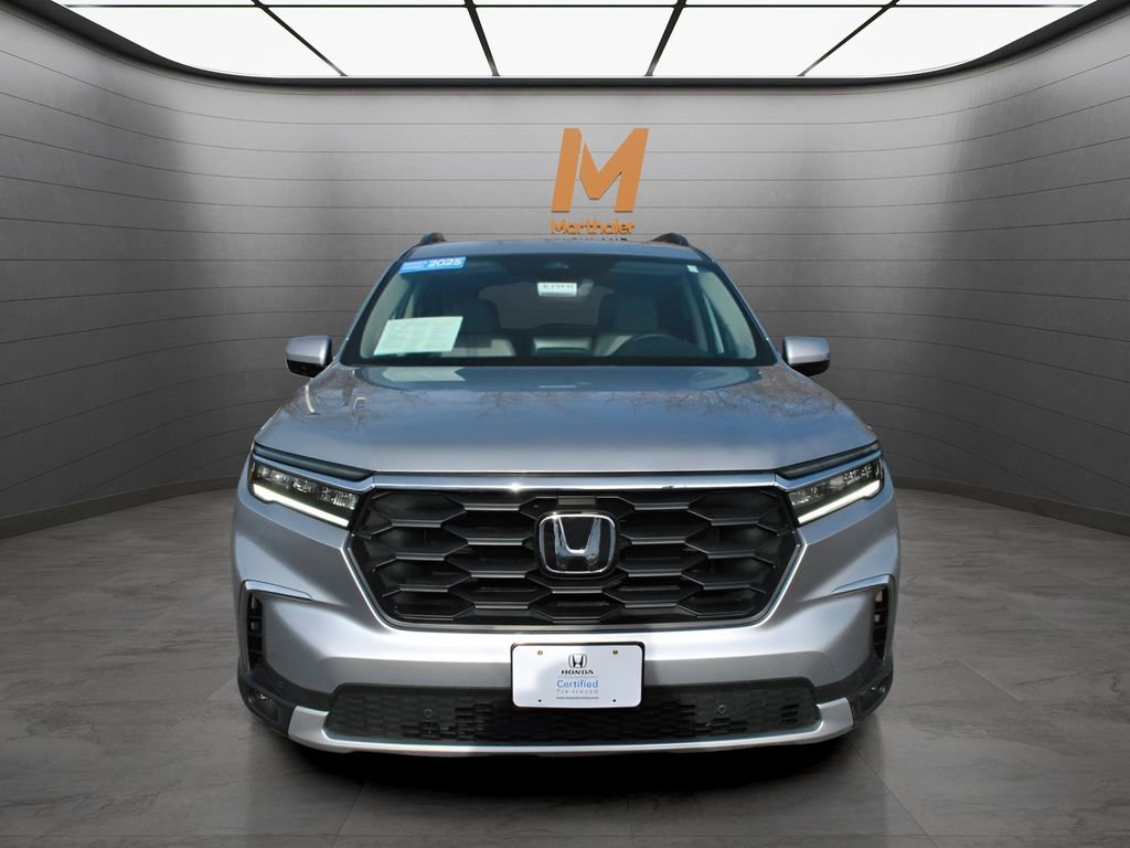 Certified 2025 Honda Pilot EX-L image 6