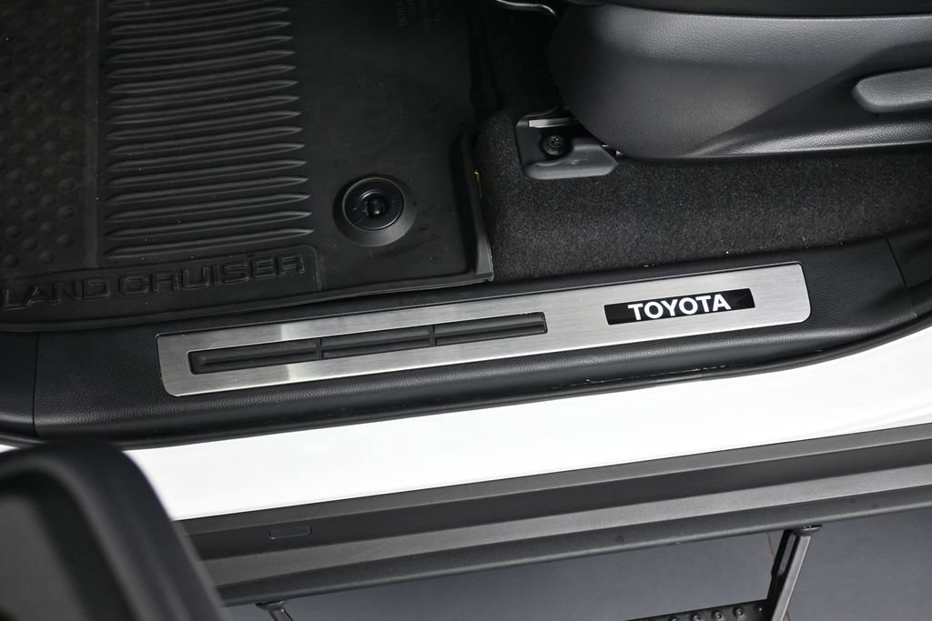 Used 2024 Toyota Land Cruiser 1958 AWD/4WD image 17