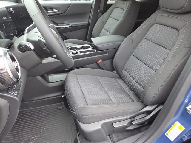 New 2026 Chevrolet Equinox LT w/ Safety and Technology Package FWD image 32