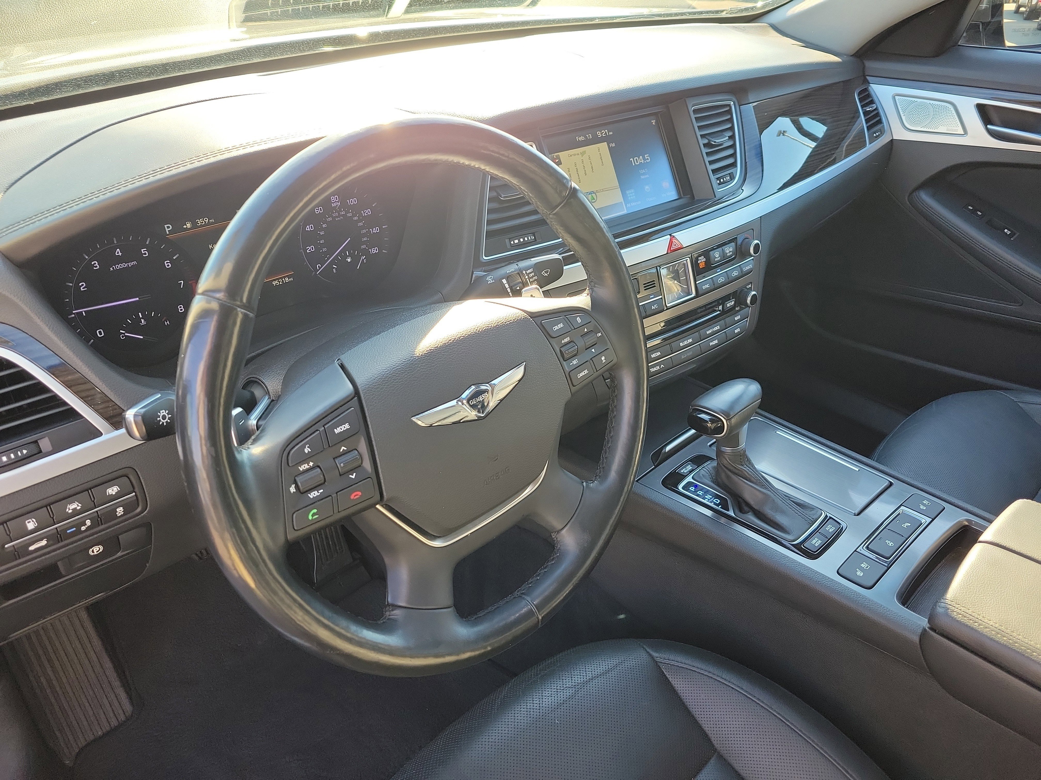 Used 2018 Genesis G80 3.8 w/ Option Group 02 image 22