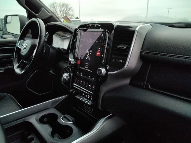 Used 2021 RAM 1500 Laramie w/ Sport Appearance Package AWD/4WD image 21