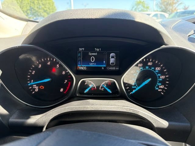 Used 2016 Ford Escape SE w/ SE Cold Weather Package AWD/4WD image 29