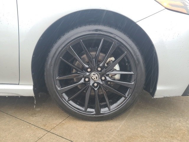 Used 2024 Toyota Camry XSE image 9