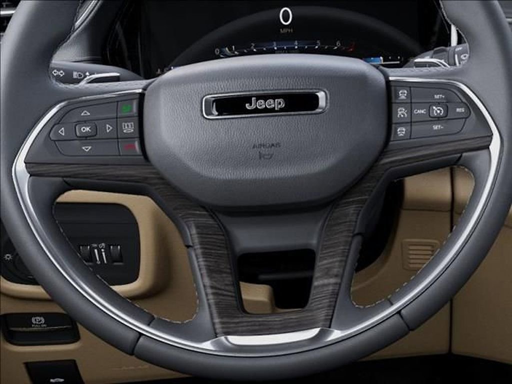 New 2025 Jeep Grand Cherokee Limited w/ Black Appearance Package AWD/4WD image 19