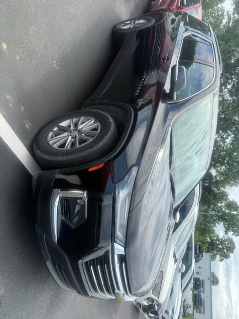 Used 2023 Chevrolet Traverse LT FWD image 3