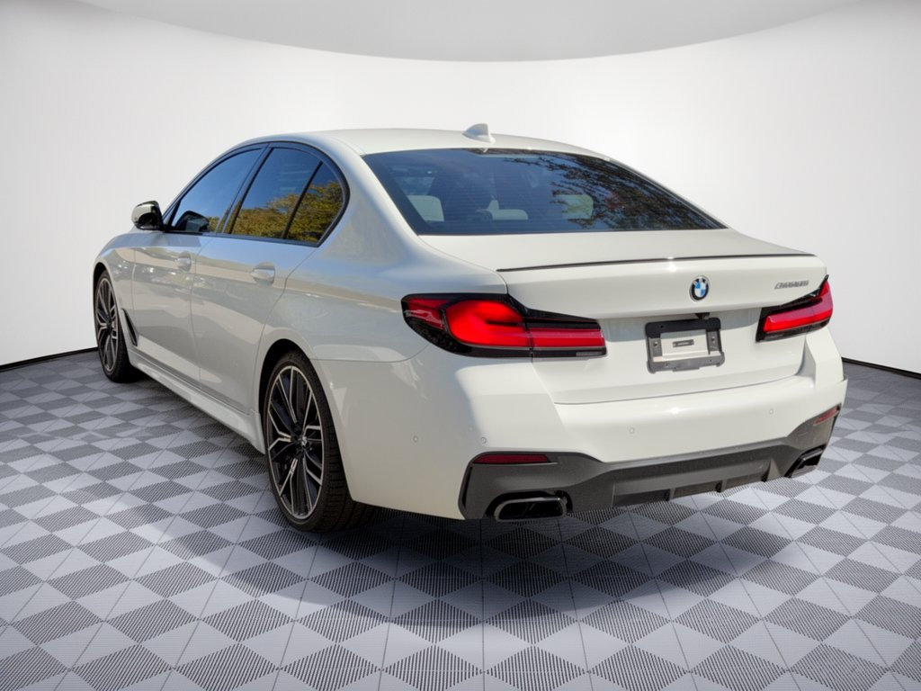Used 2023 BMW M550i xDrive w/ Executive Package AWD/4WD image 3