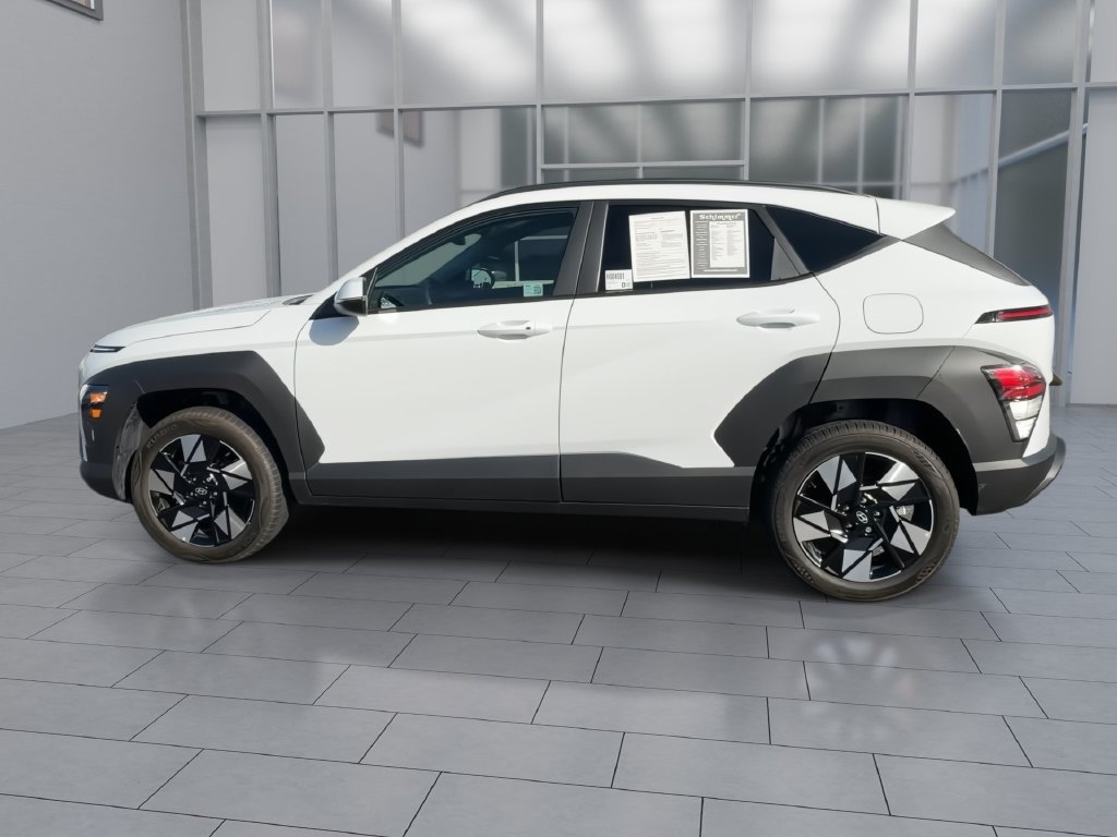 Used 2024 Hyundai Kona SEL AWD/4WD image 5