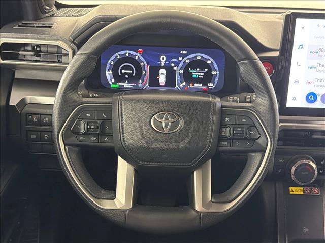 Used 2025 Toyota 4Runner TRD Off-Road Premium AWD/4WD image 24