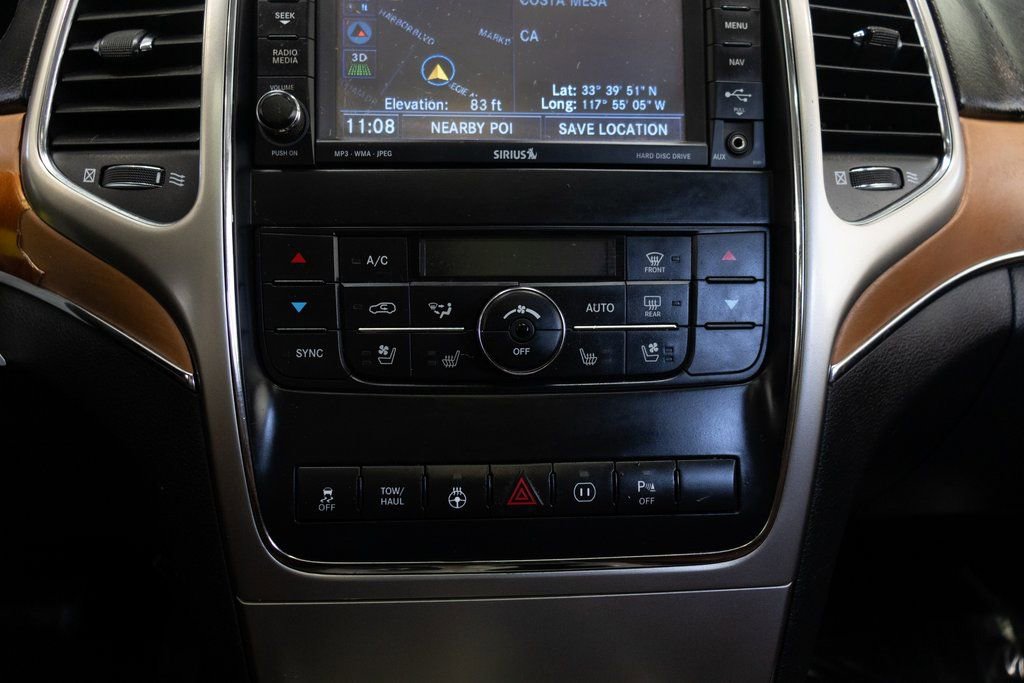 Used 2012 Jeep Grand Cherokee Overland AWD/4WD image 31