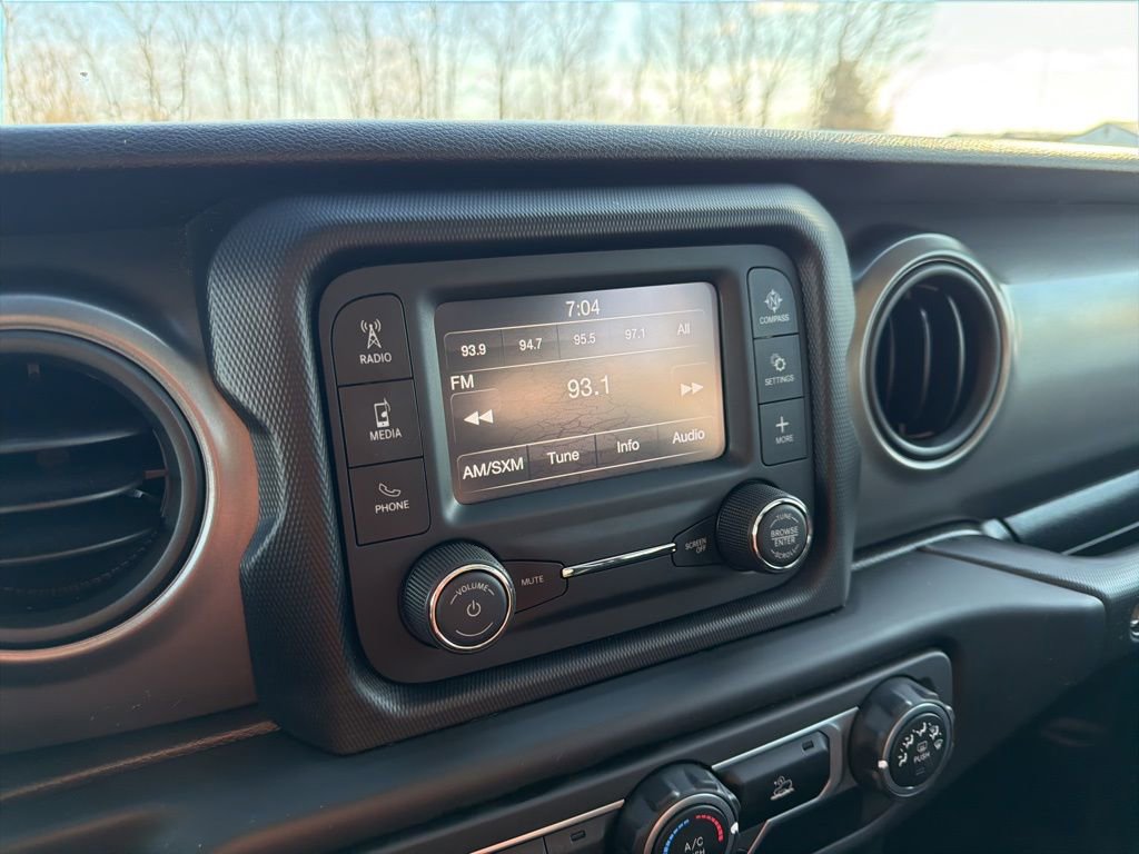 Used 2021 Jeep Wrangler Unlimited Sport image 29