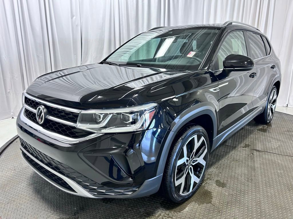 Used 2022 Volkswagen Taos SEL image 26