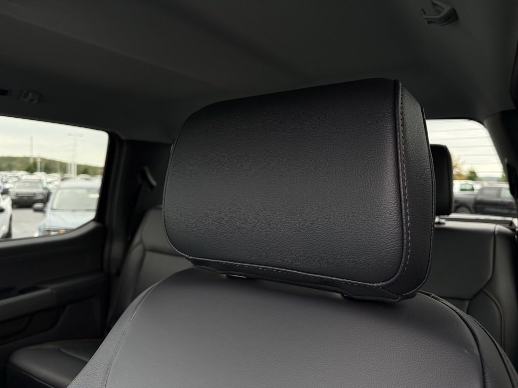 New 2026 Ford F250 Lariat image 23