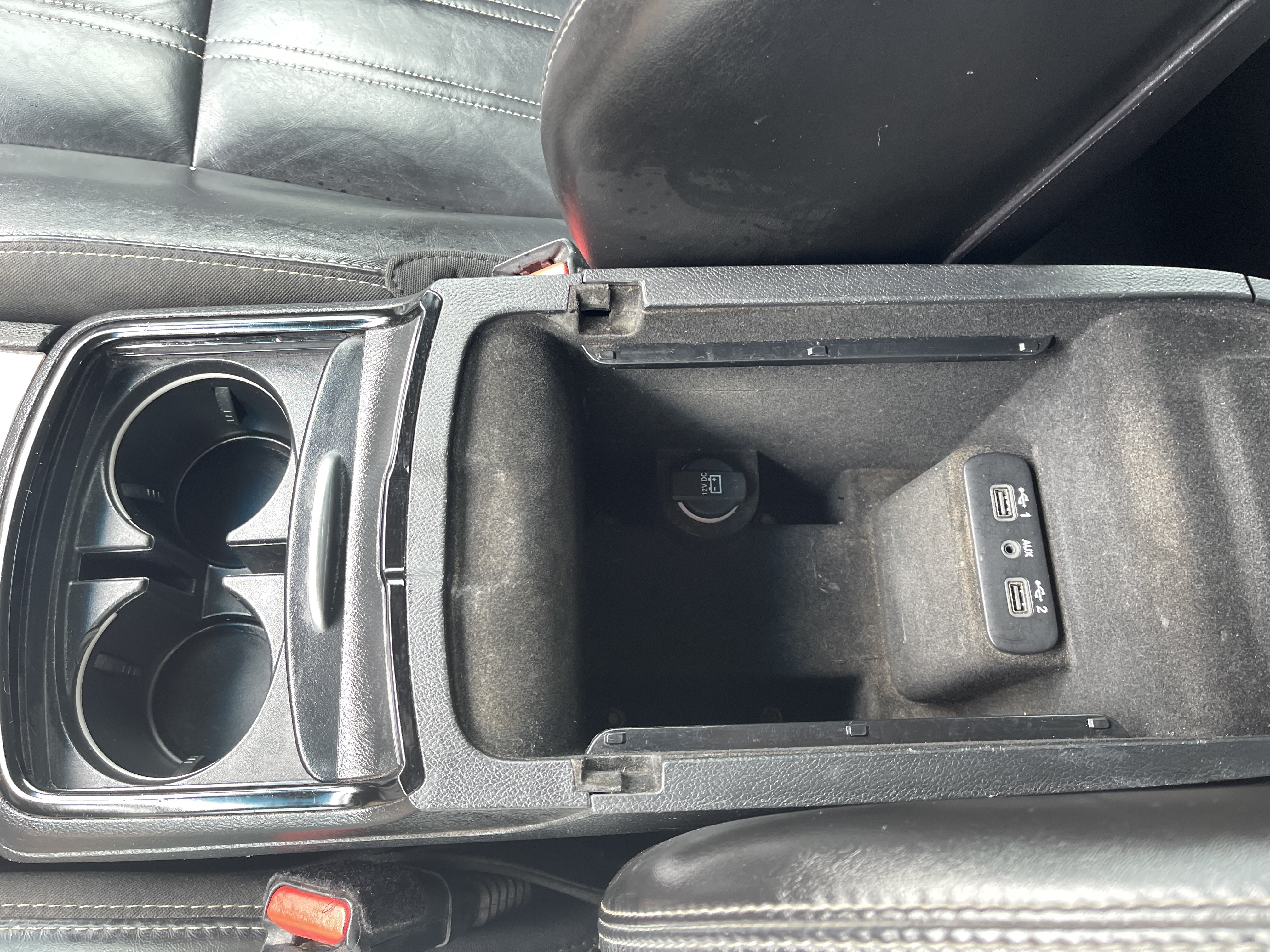 Used 2020 Chrysler 300 S RWD image 29