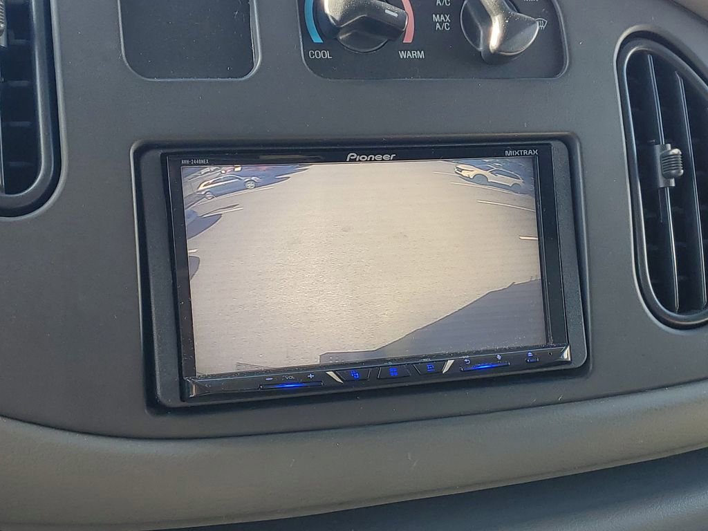 Used 2008 Ford E-350 and Econoline 350 Super Duty RWD image 16