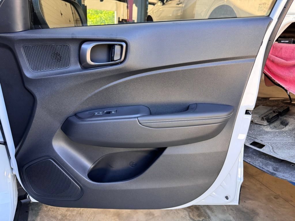 New 2026 Hyundai Venue SEL FWD image 18