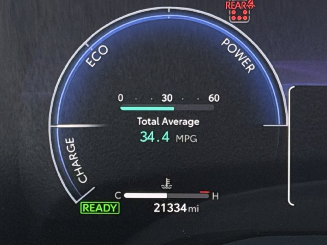 Used 2025 Toyota Sienna Platinum FWD image 15