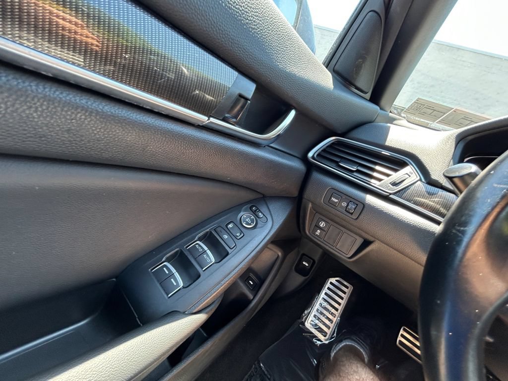 Used 2022 Honda Accord Sport image 32