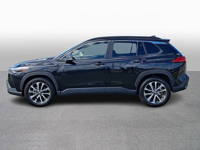 Used 2024 Toyota Corolla Cross XLE w/ Convenience Package image 7