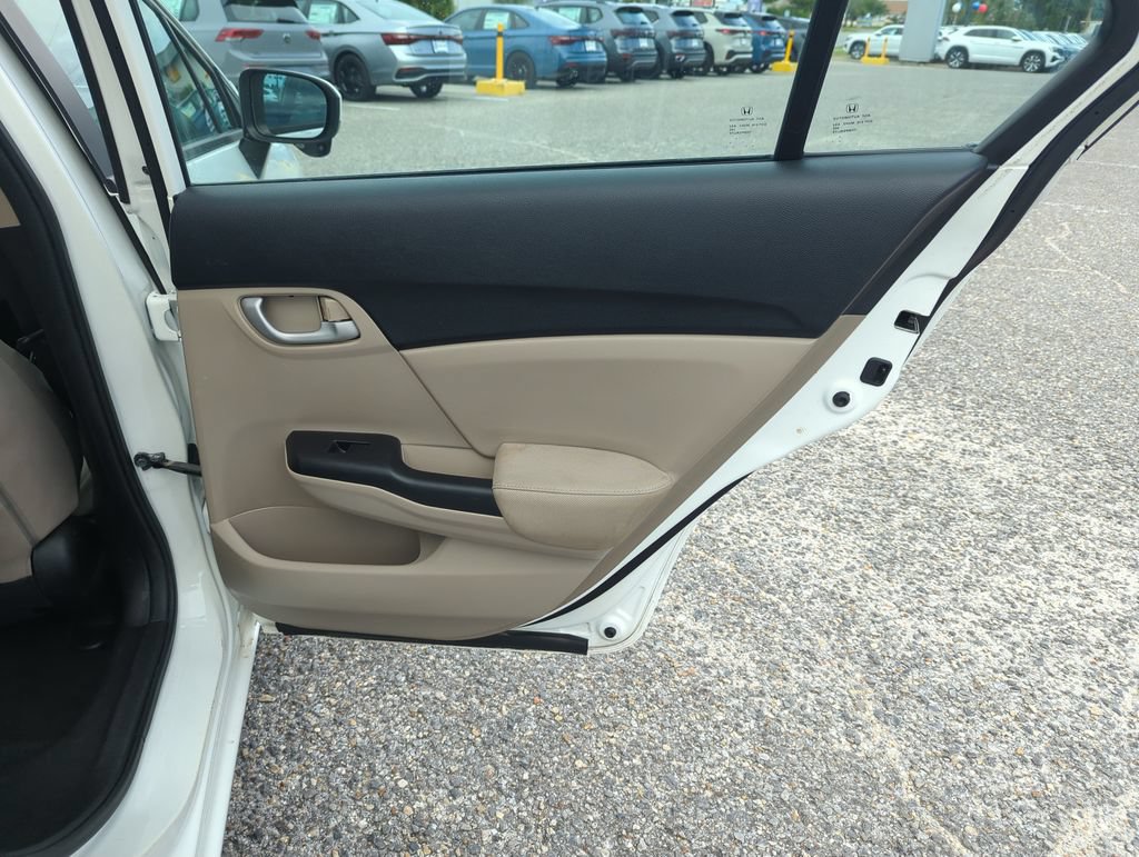 Used 2015 Honda Civic SE image 30