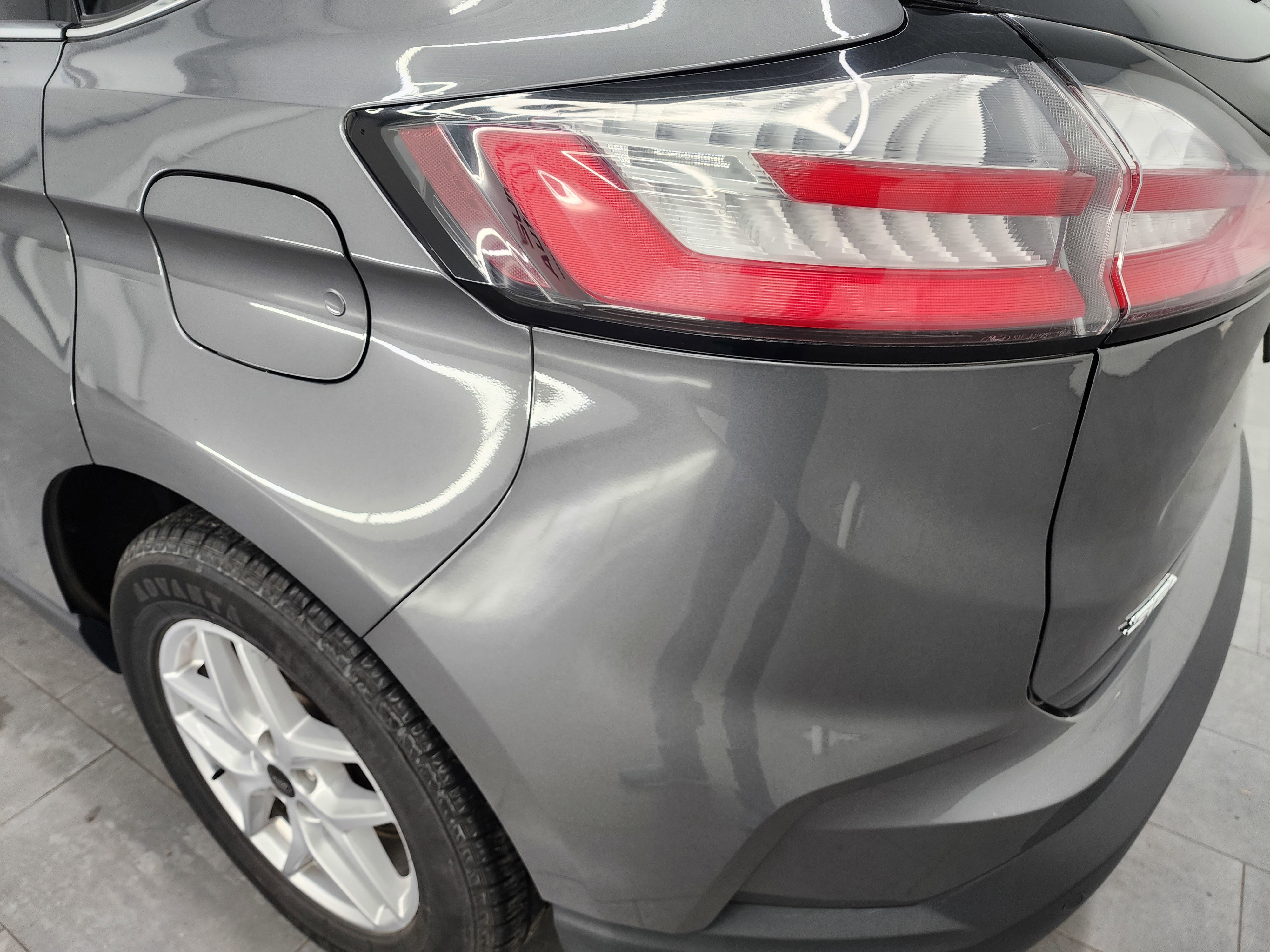 Used 2024 Ford Edge SEL image 29