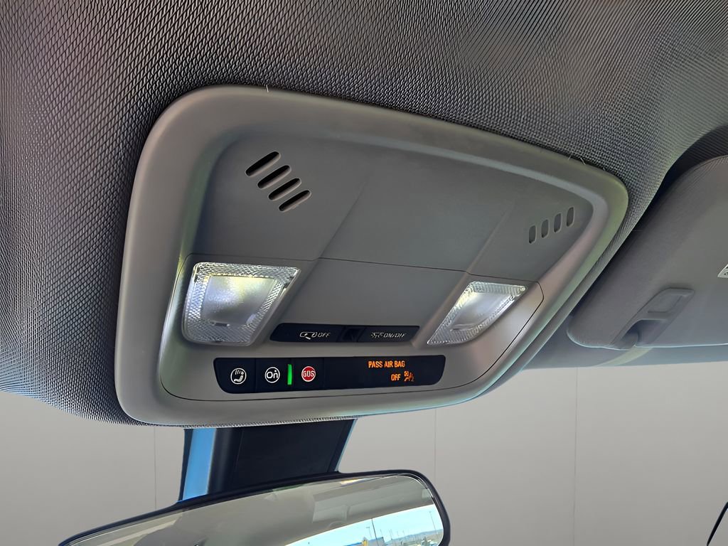 Used 2021 Chevrolet Malibu LT image 23