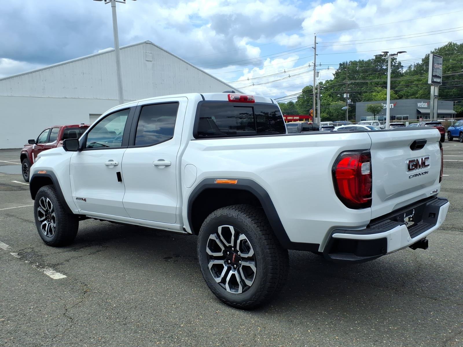 New 2026 GMC Canyon AT4 w/ Technology Plus Package AWD/4WD image 4