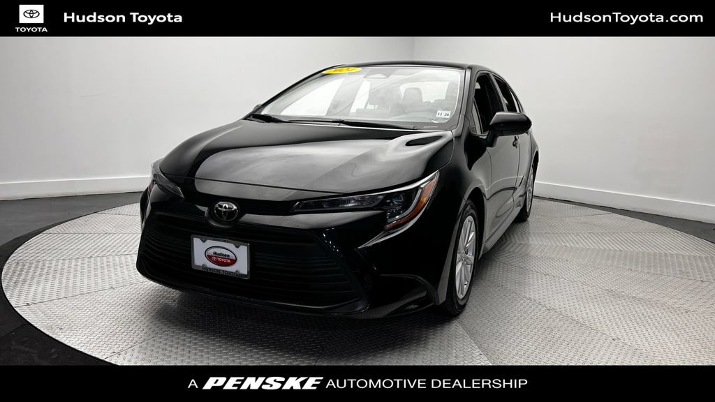 Used 2024 Toyota Corolla LE w/ LE Convenience Package