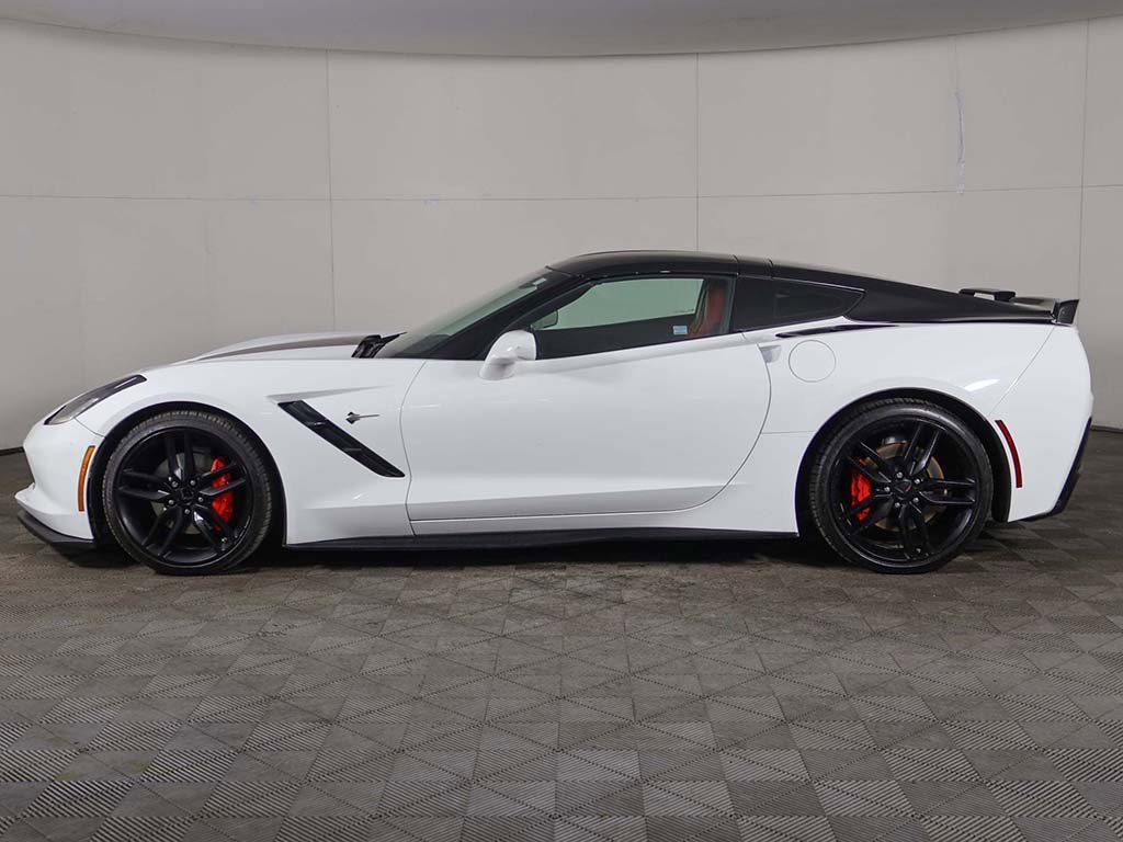 Used 2019 Chevrolet Corvette Stingray Coupe w/ 1LT image 14