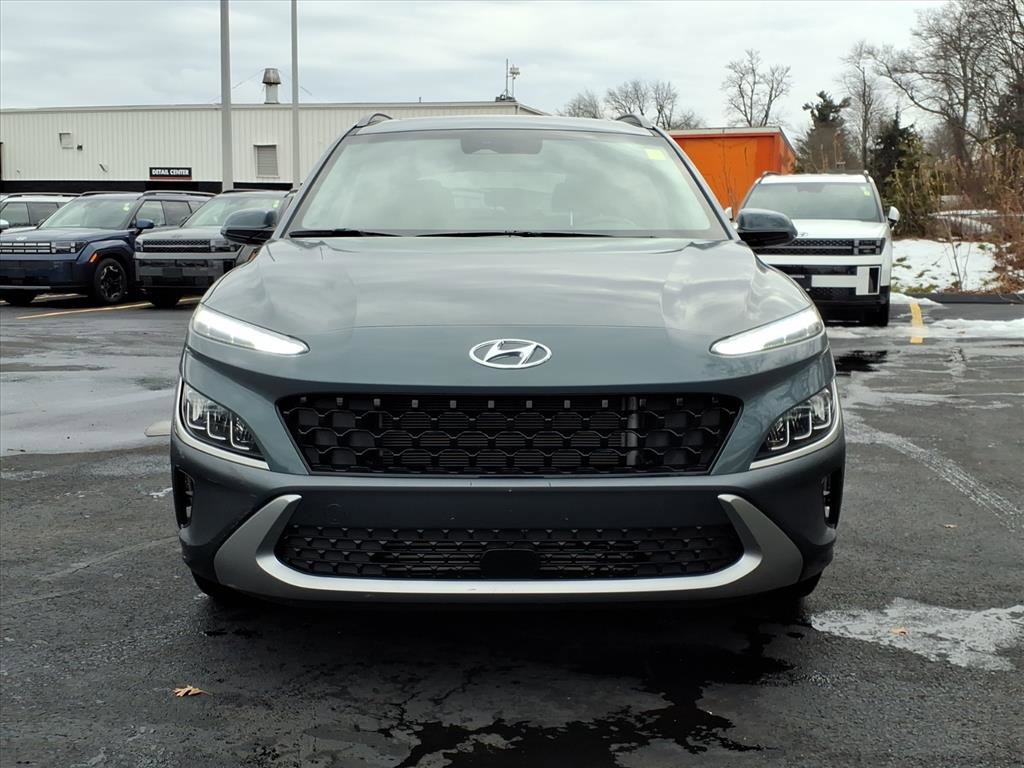 Certified 2022 Hyundai Kona Limited w/ Cargo Package image 8