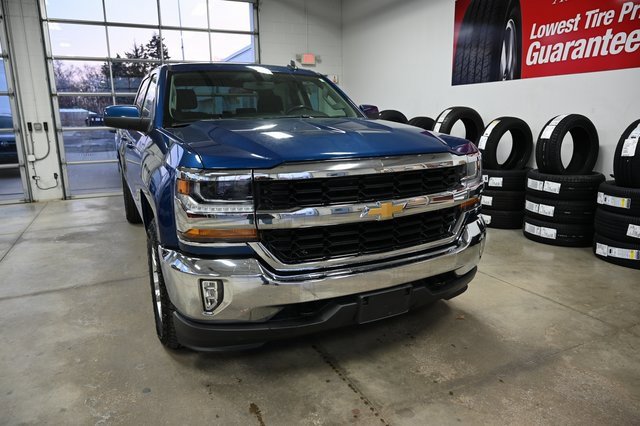 Used 2016 Chevrolet Silverado 1500 LT w/ All Star Edition image 3