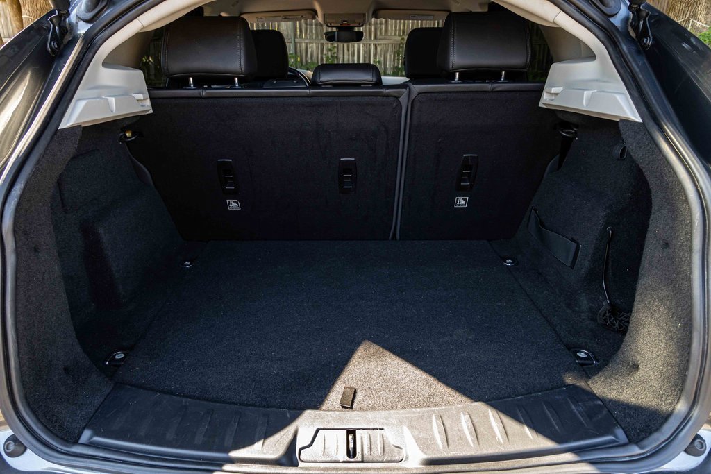 Used 2018 Jaguar E-PACE S image 24