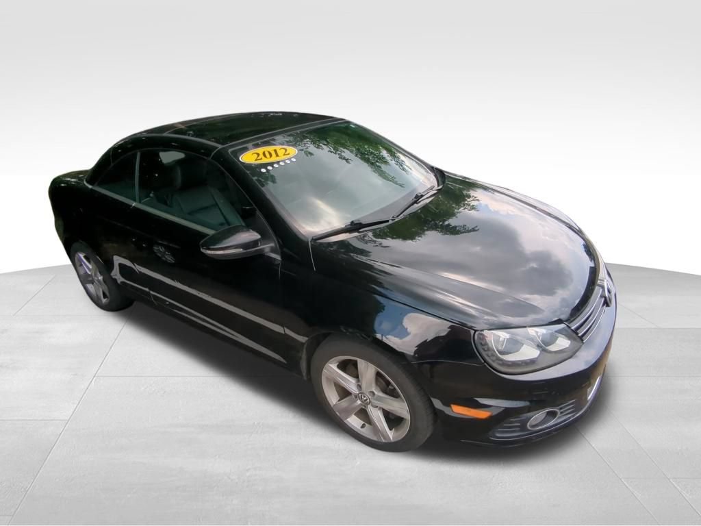 Used 2012 Volkswagen Eos Lux w/ Tech Pkg FWD image 9