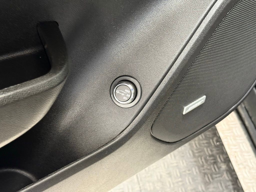 Used 2025 Chevrolet Blazer RS image 15