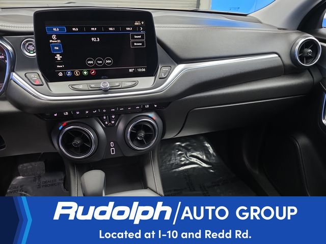 Used 2025 Chevrolet Blazer LT FWD image 19