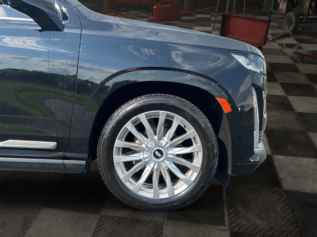 Certified 2021 Cadillac Escalade Premium Luxury w/ Driver Assist Tech Package AWD/4WD image 11