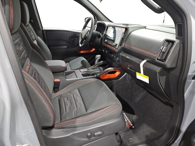New 2026 Nissan Frontier PRO-4X w/ Pro-4x Convenience Package image 19