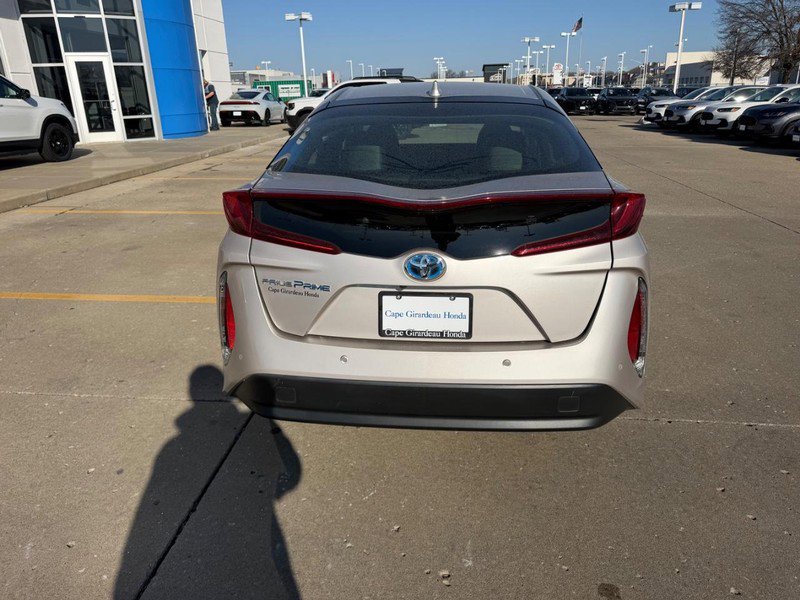 Used 2019 Toyota Prius Prime Advanced image 3