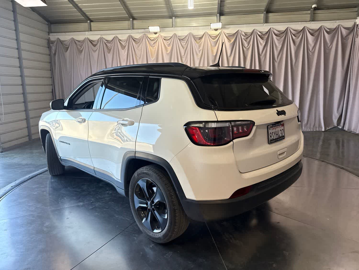 Used 2021 Jeep Compass Latitude FWD image 7