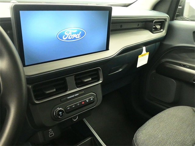 New 2025 Ford Maverick XL image 12