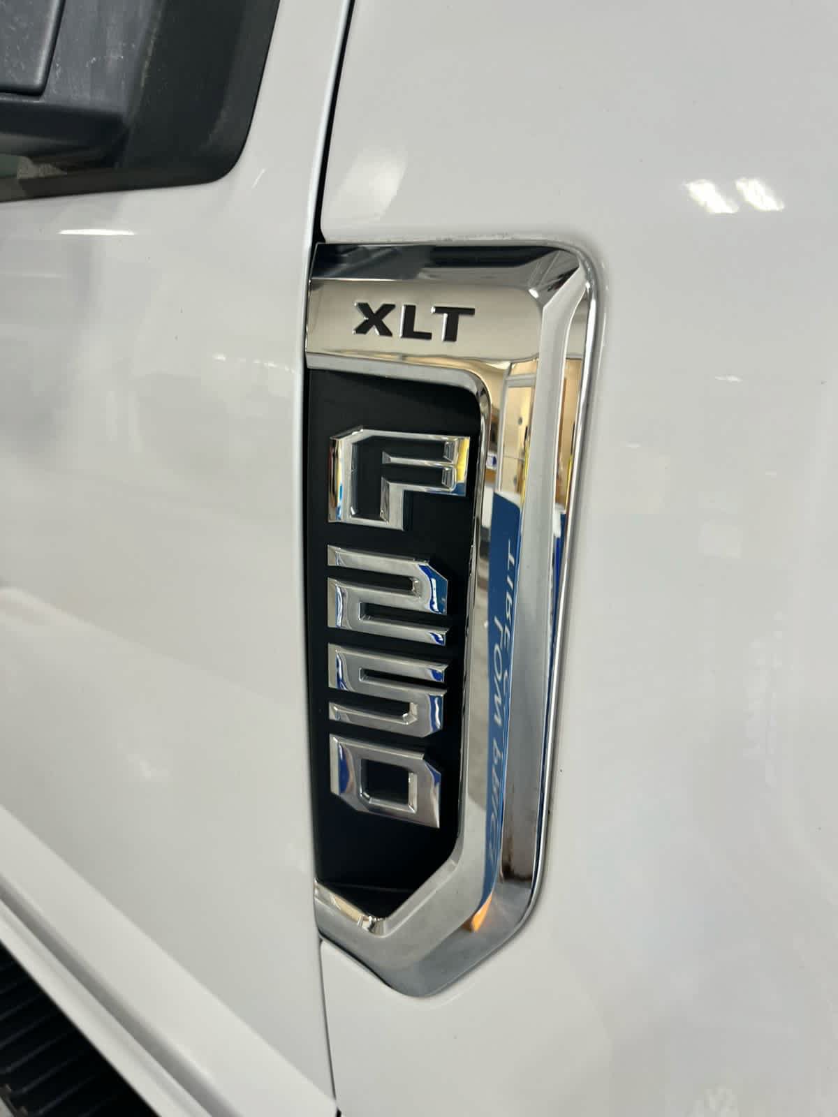 Certified 2019 Ford F250 XLT w/ XLT Value Package AWD/4WD image 6