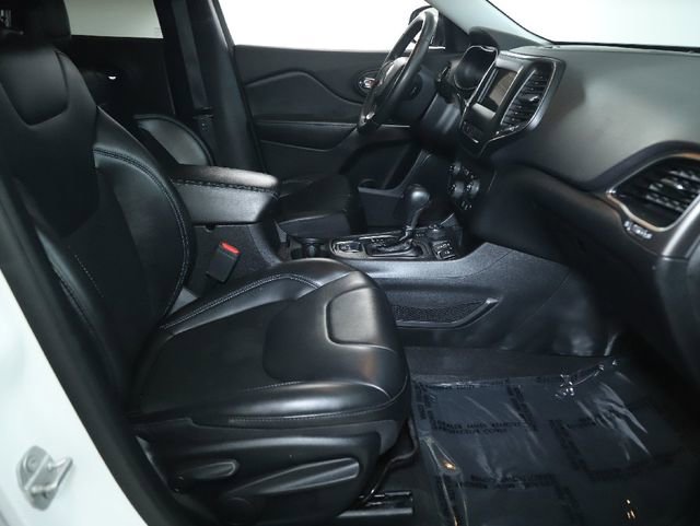 Used 2020 Jeep Cherokee Latitude Plus image 34