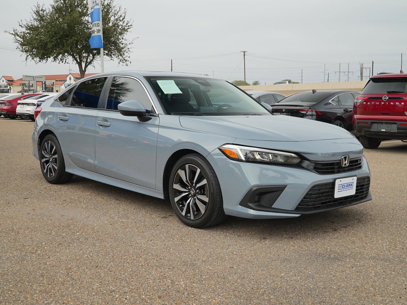 Used 2024 Honda Civic EX image 3