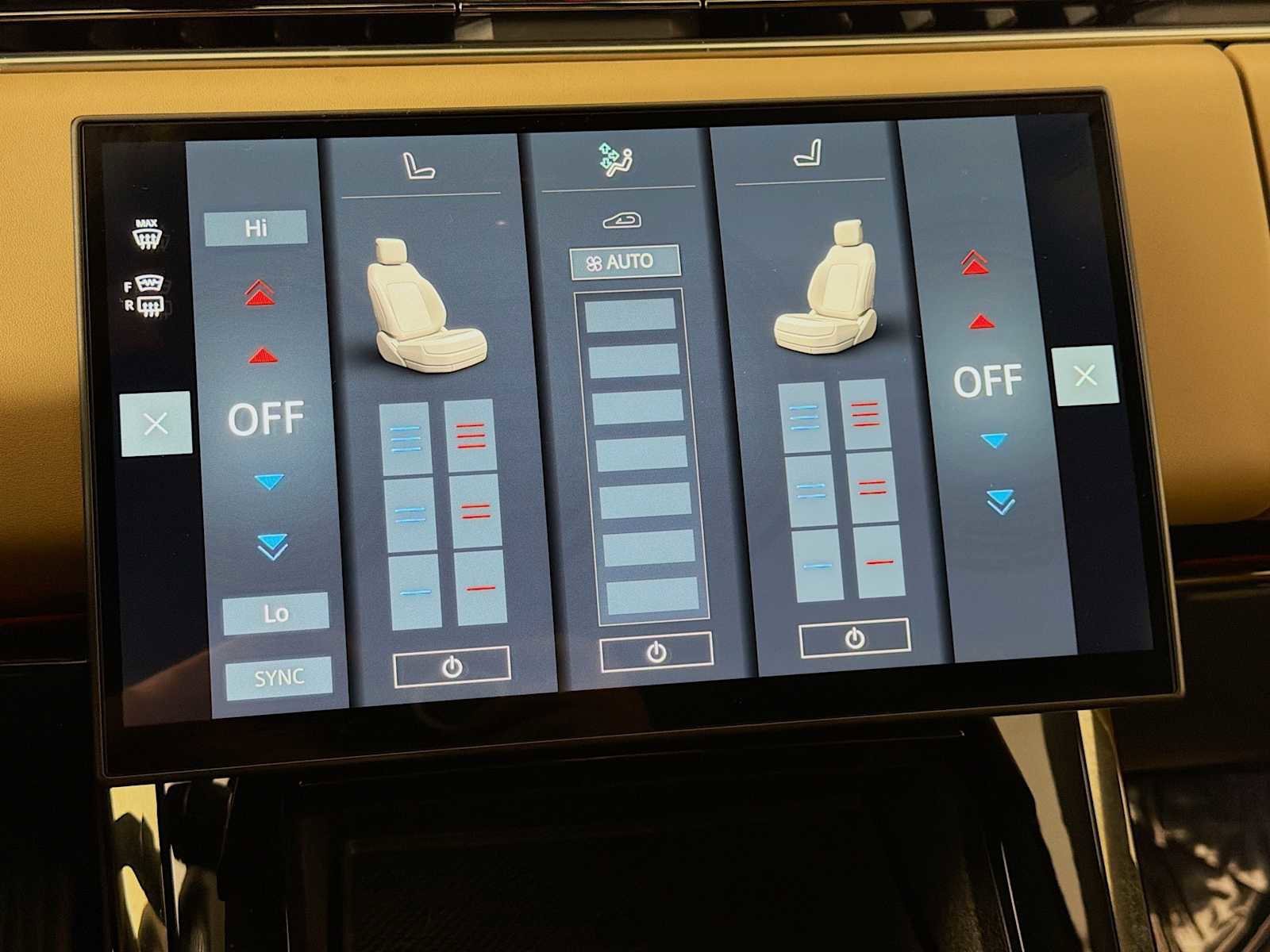 Used 2025 Land Rover Range Rover Sport SE image 22