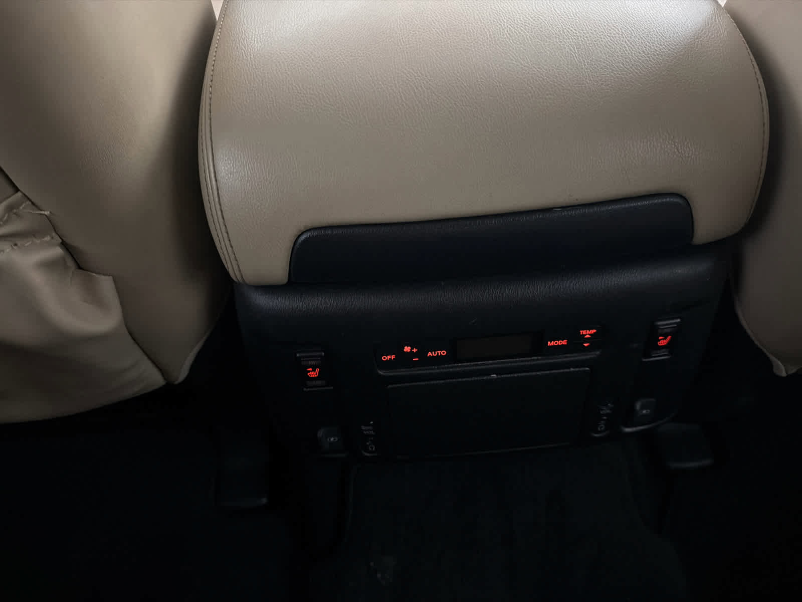 Used 2018 Nissan Armada Platinum w/ Captain Seat Package image 22