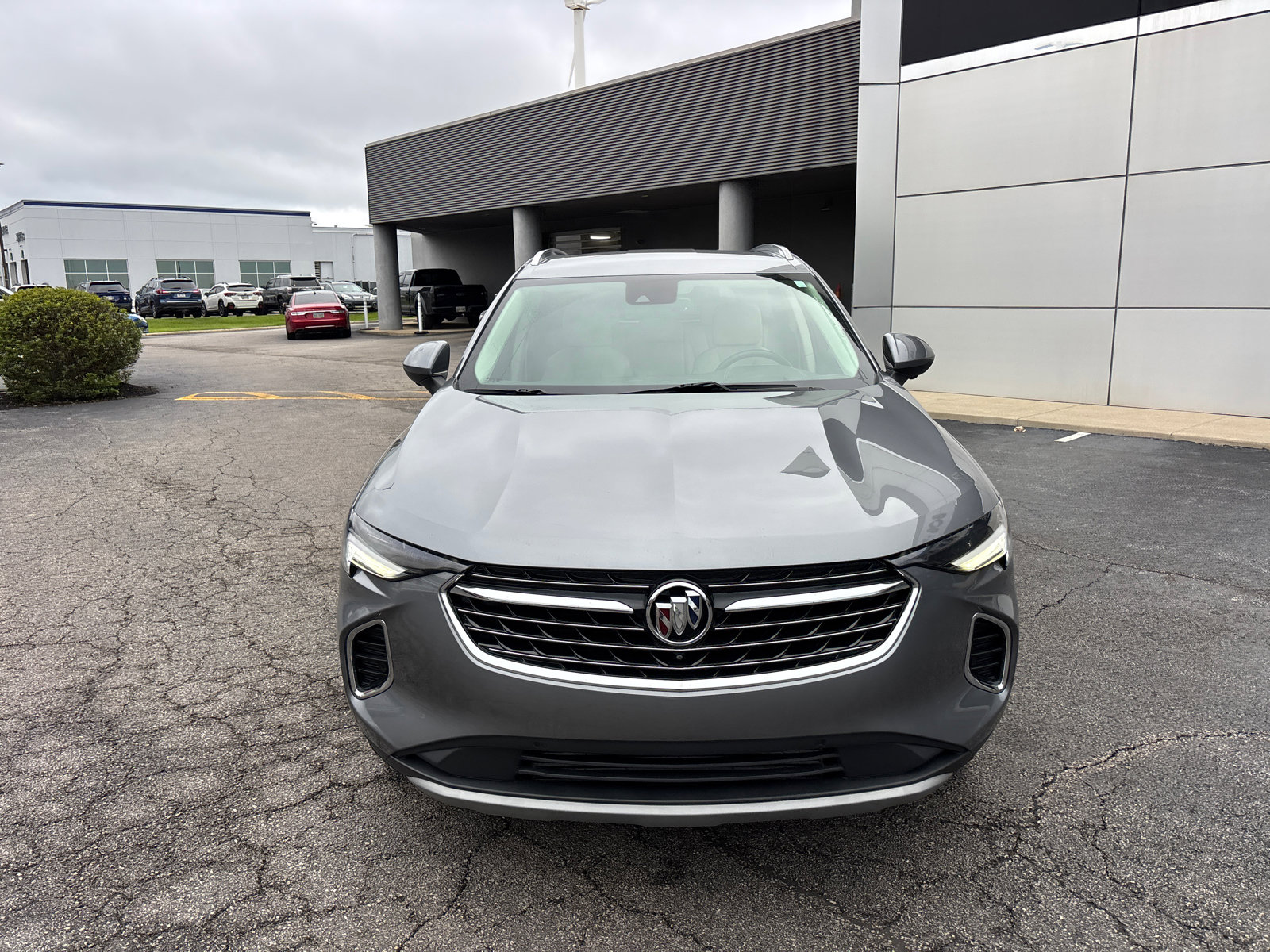 Used 2021 Buick Envision Essence w/ Technology Package I FWD image 2