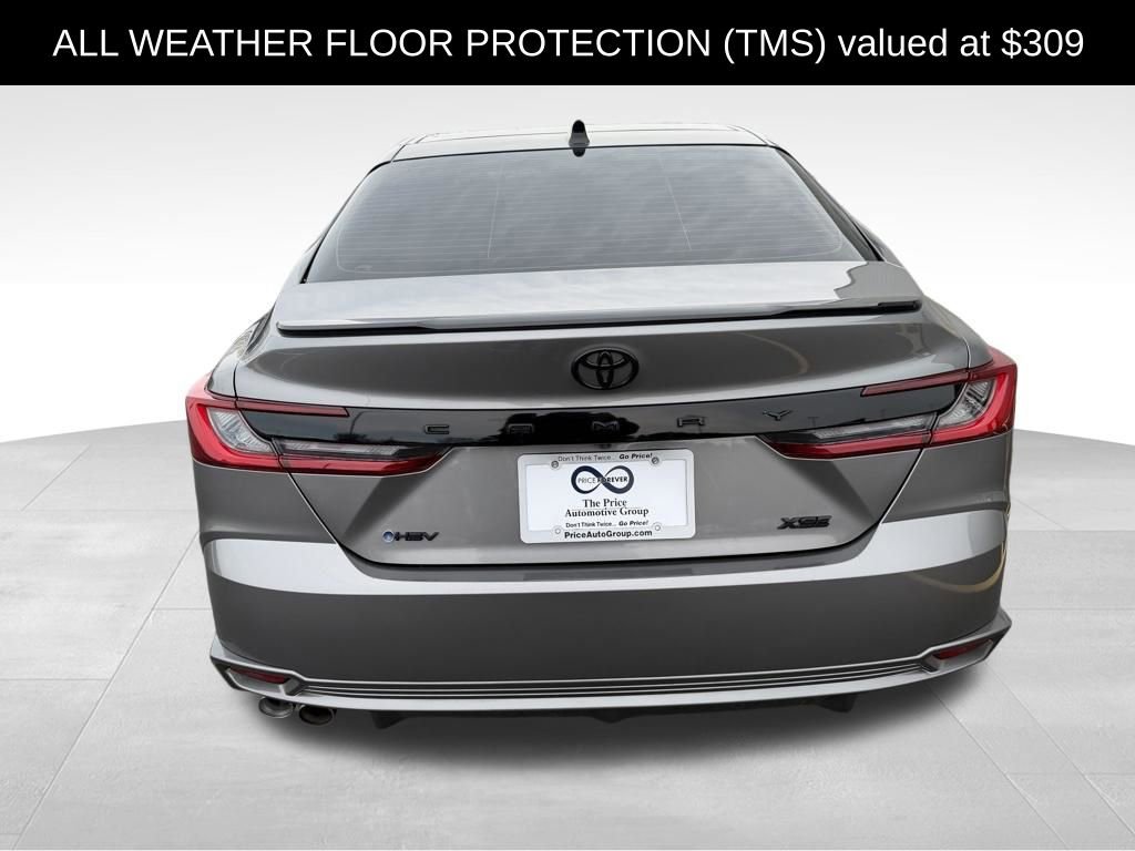 Used 2025 Toyota Camry XSE image 7