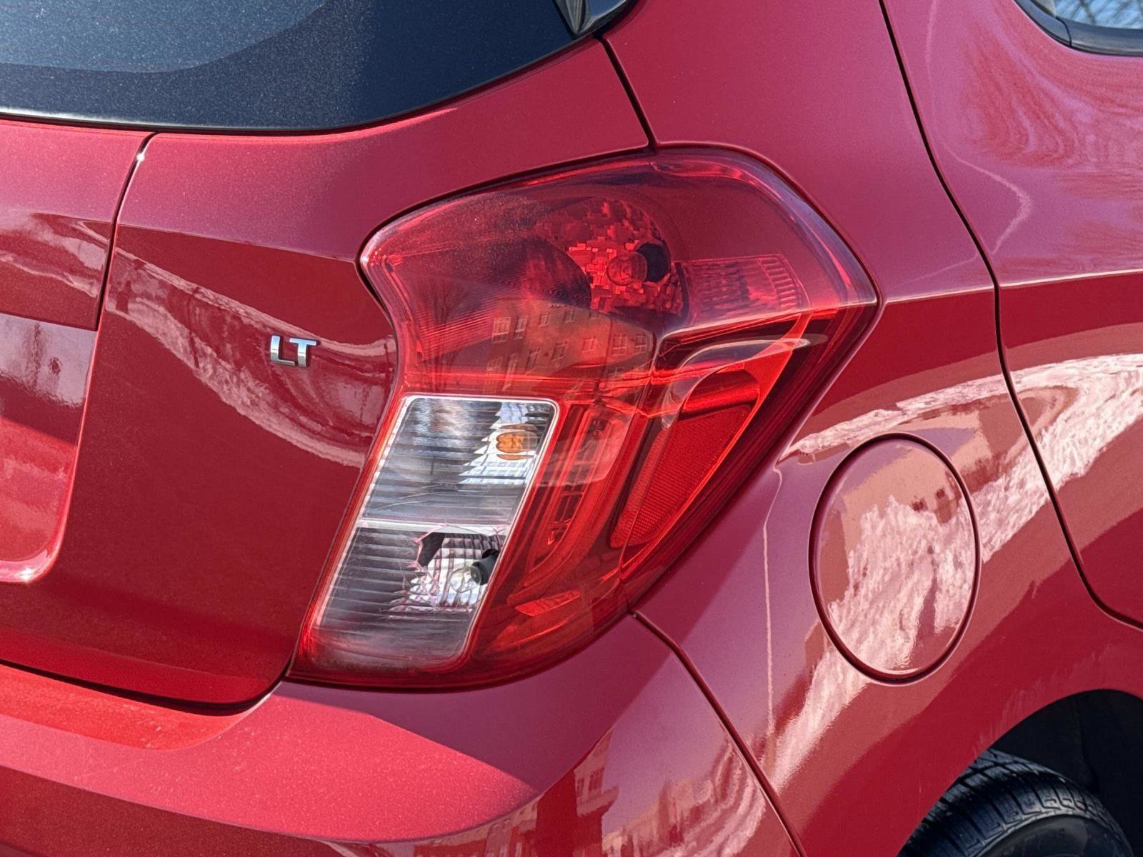 Used 2019 Chevrolet Spark LT image 23