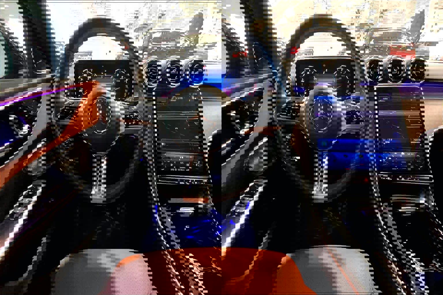 Used 2024 Mercedes-Benz C 300 Sedan w/ Exclusive Trim Package image 6