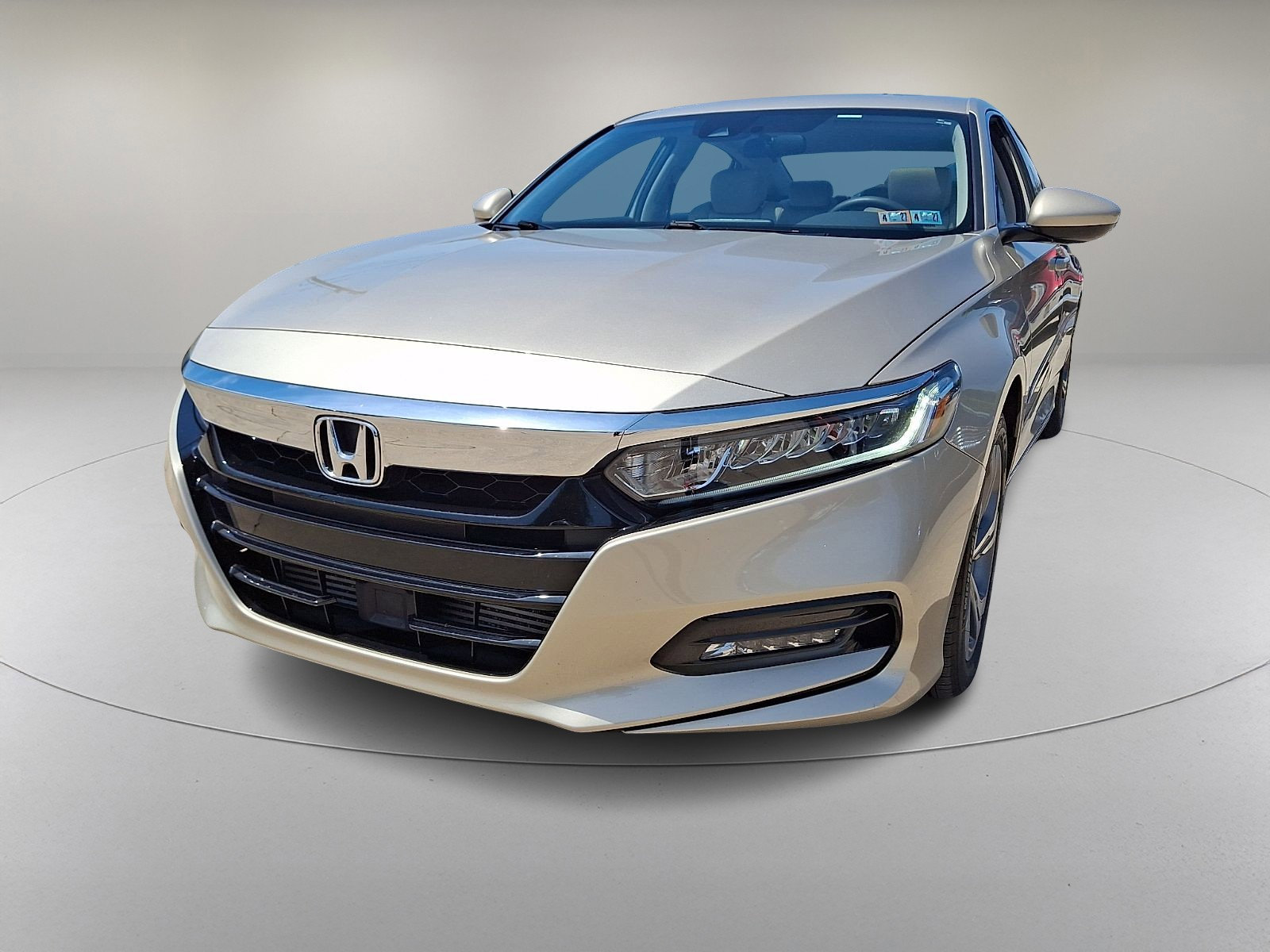 Used 2019 Honda Accord EX image 4